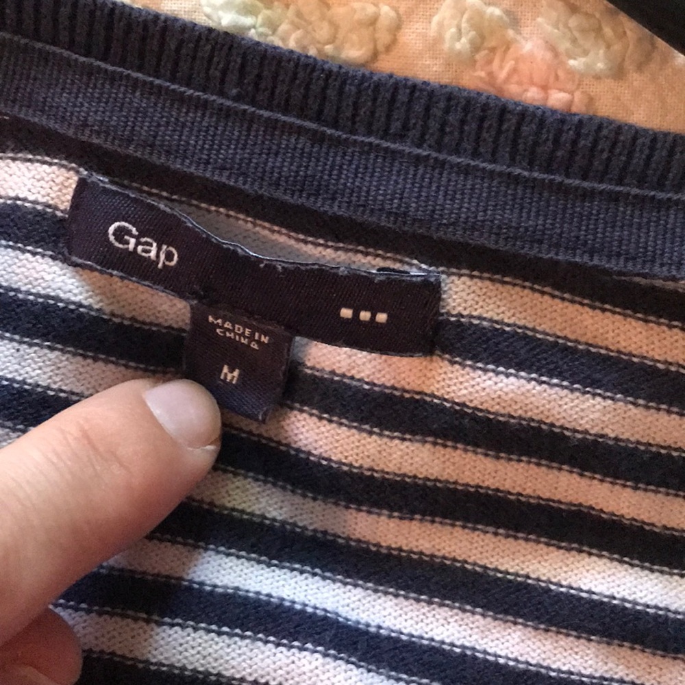 Cardigan - Picture 2 of 3